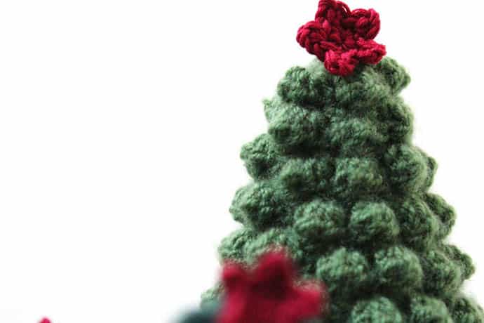 crocheted christmas tree ornaments 9 tree detail