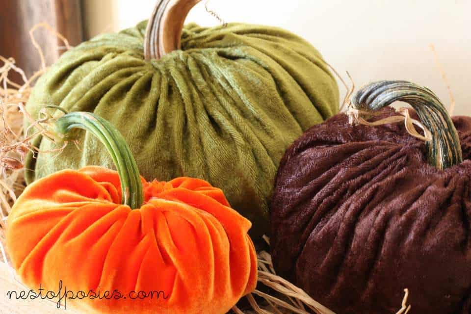 DIY pumpkin decorating ideas 8b velvet