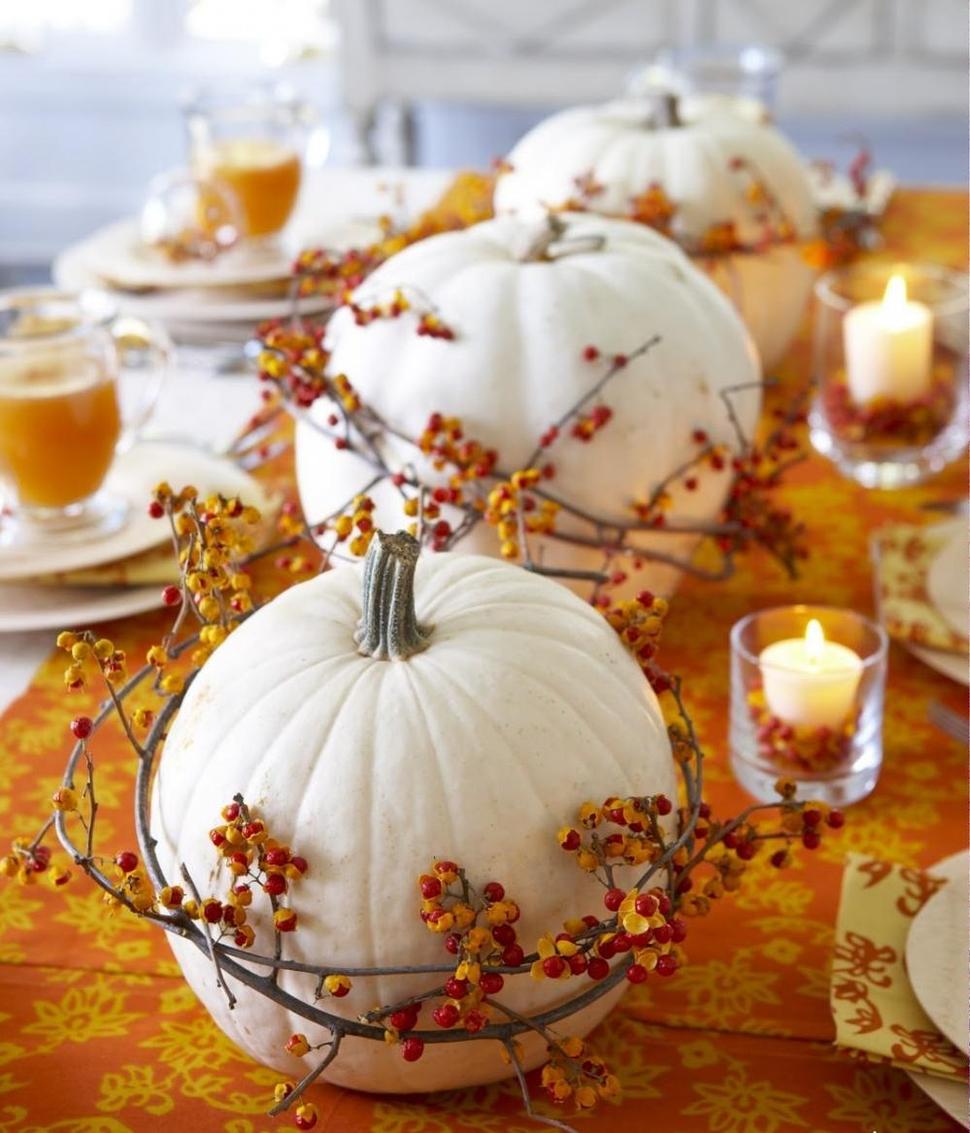 DIY-pumpkin-decorating-ideas-15-berries.jpg