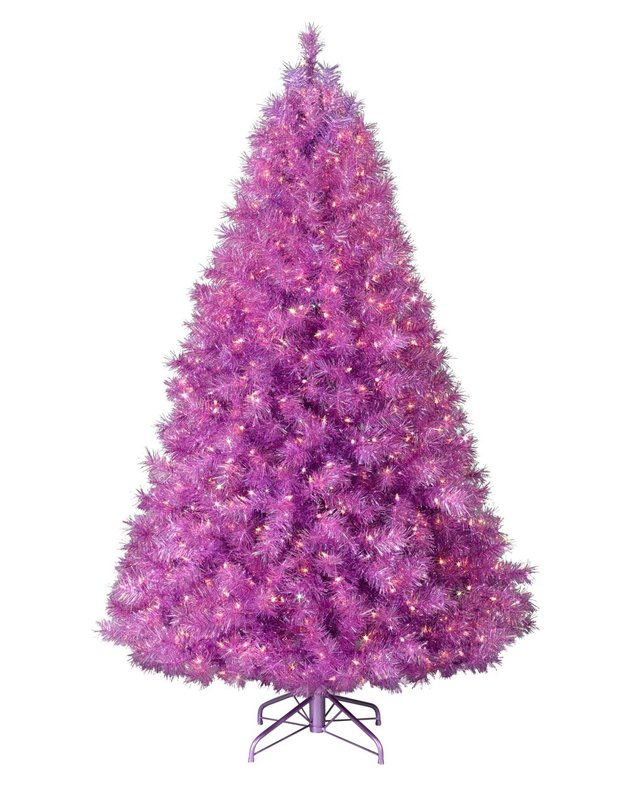 colors-you never -expected-for-a-christmas-tree-3.jpg