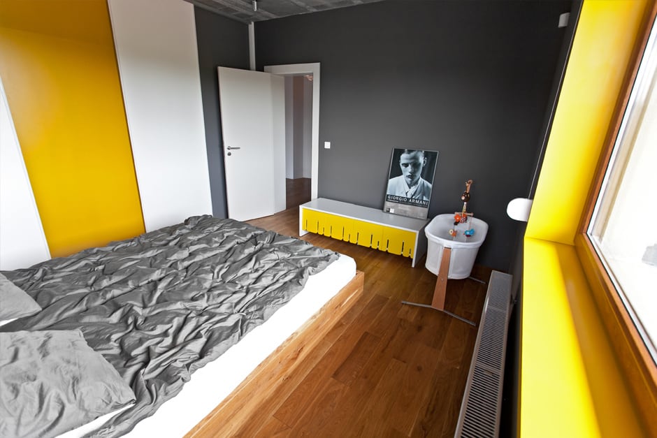 less-more-mantra-scandinavian-style-beam-block-house-13-bedroom.jpg