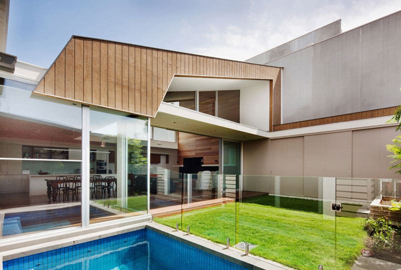 rachcoff vella architecture warms up modern homes australia wood details 16 poolside