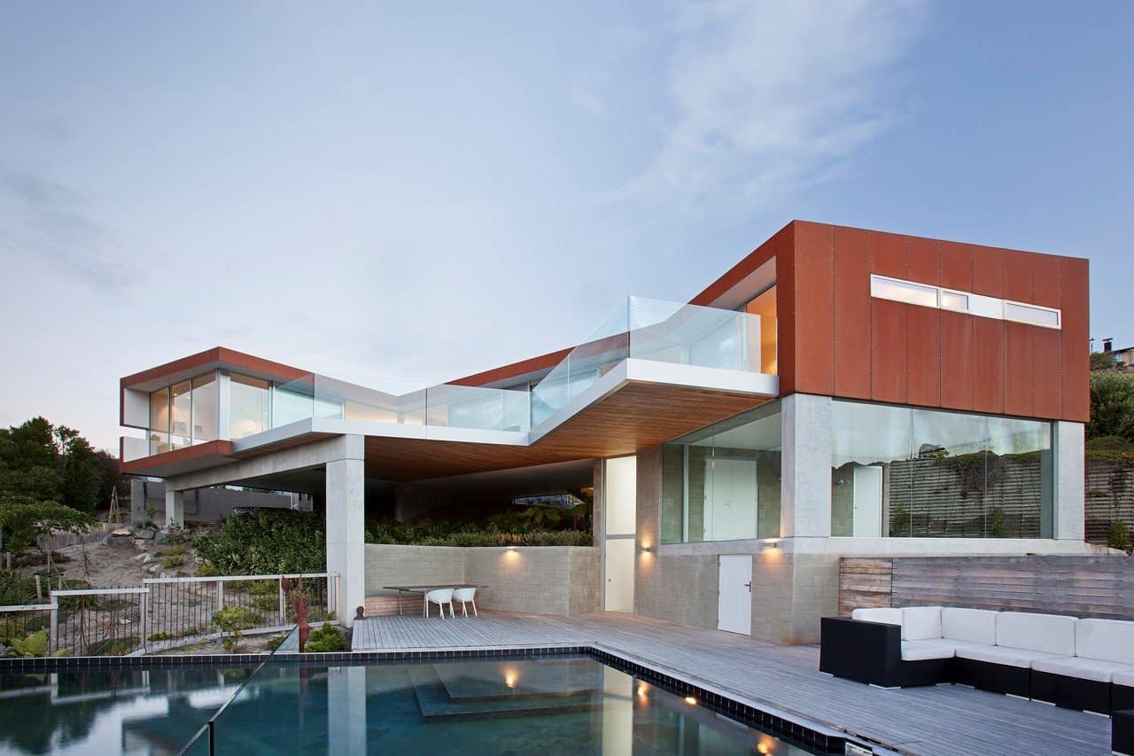 2-Level Home with Pool Protrudes from Cliff