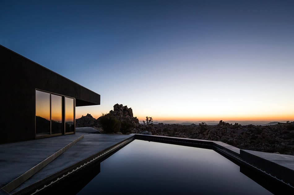 modern desert home courtyard pool views 19 sunset