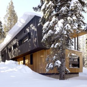Modern Mountain Home uses Railroad Avalanche Shed Design as Muse