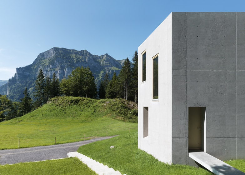 two-concrete-cubes-comprise-main-guest-house-8-entry.jpg