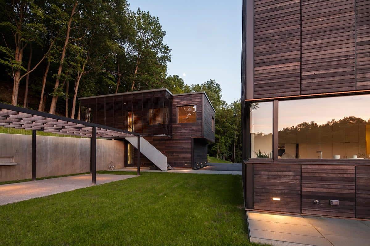 forest home tucked cantilevered terraced site 3