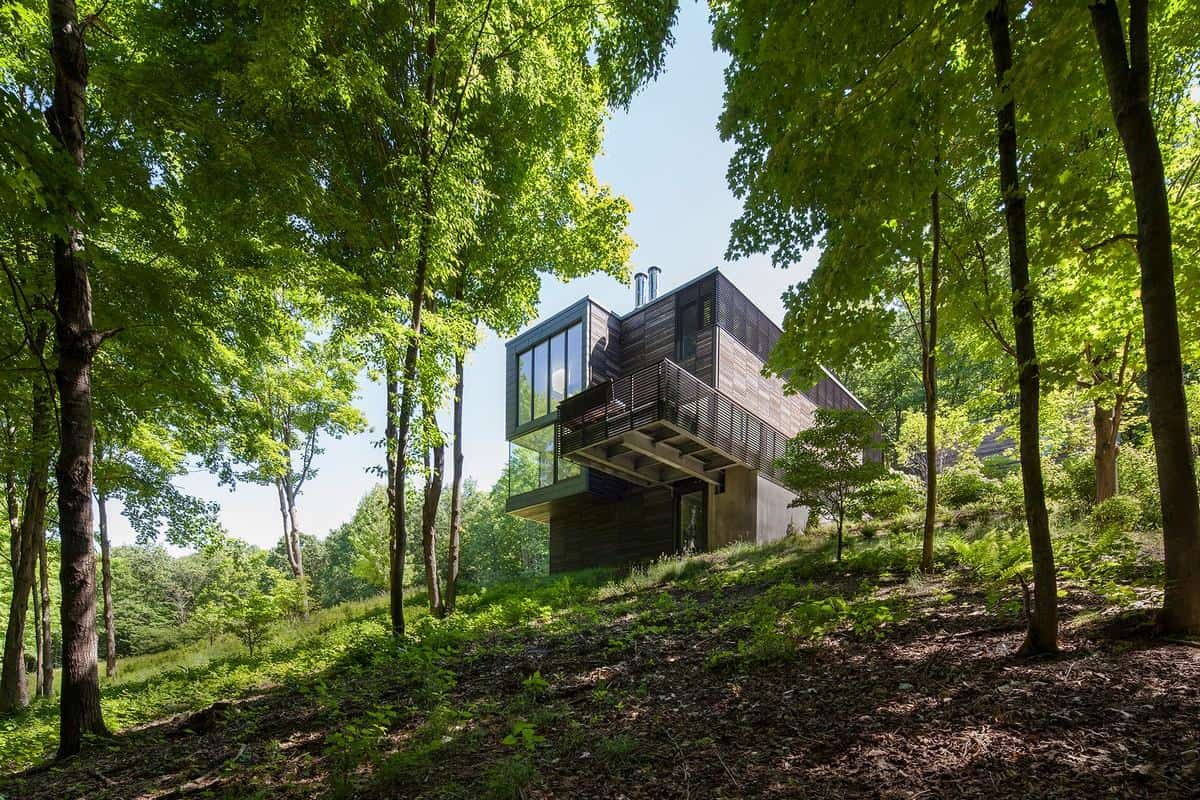forest home tucked cantilevered terraced site 4
