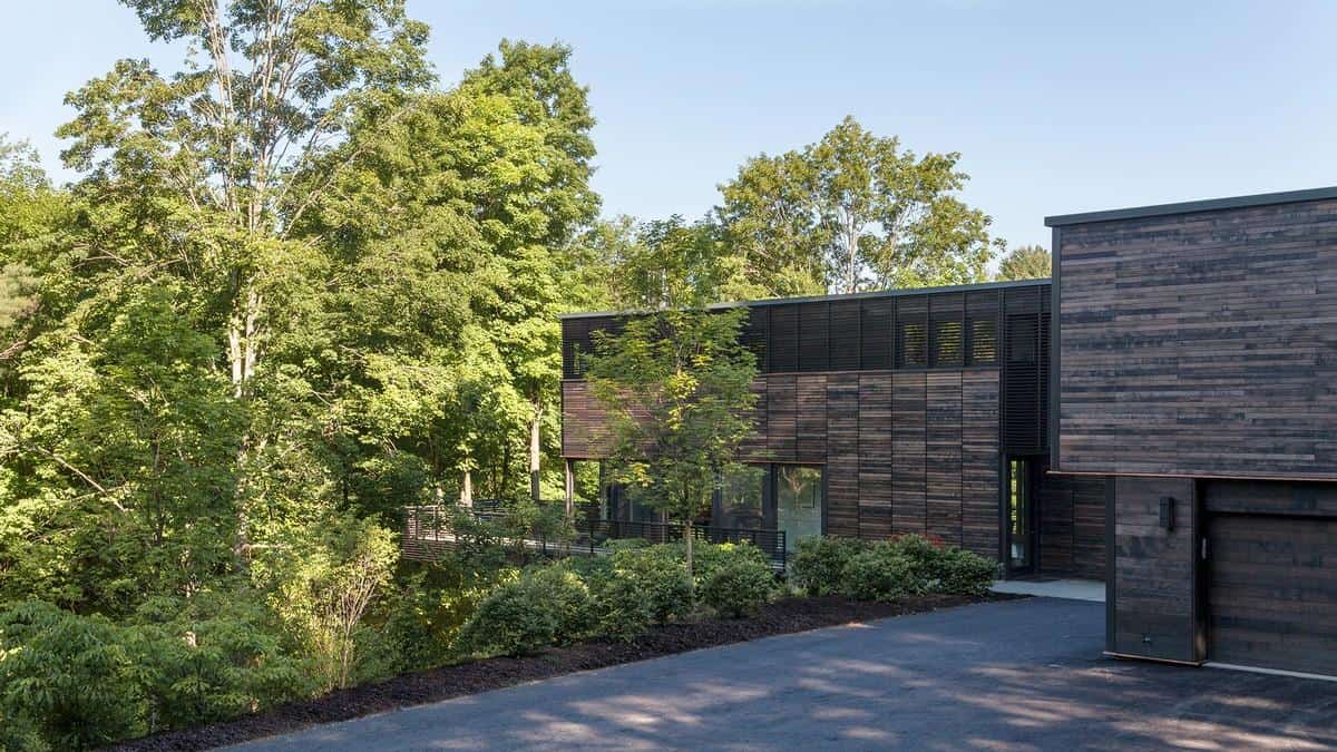 forest home tucked cantilevered terraced site 9
