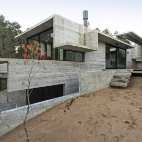 Raw Concrete Home has Everything Inside Built from Concrete