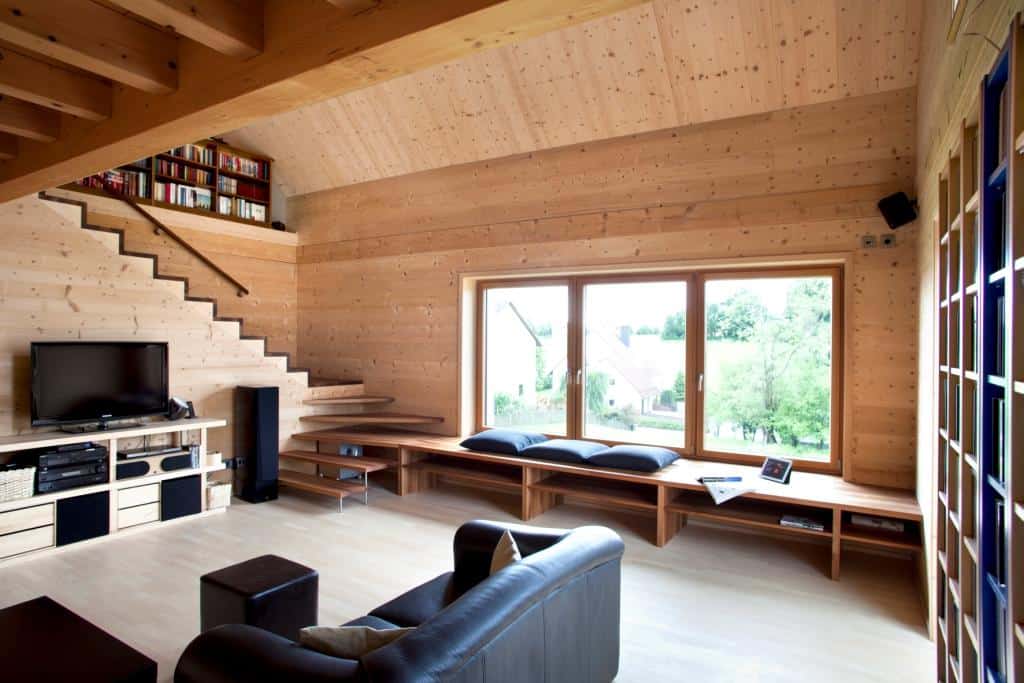 hi-tech-wood-house-gira-3.jpg