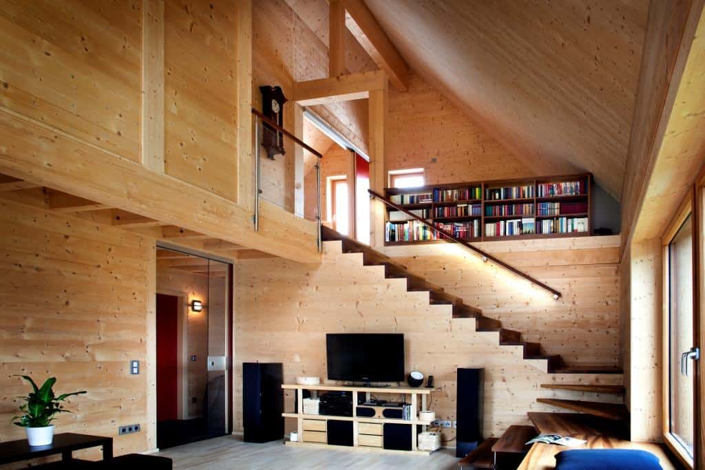 hi-tech-wood-house-gira-4.jpg