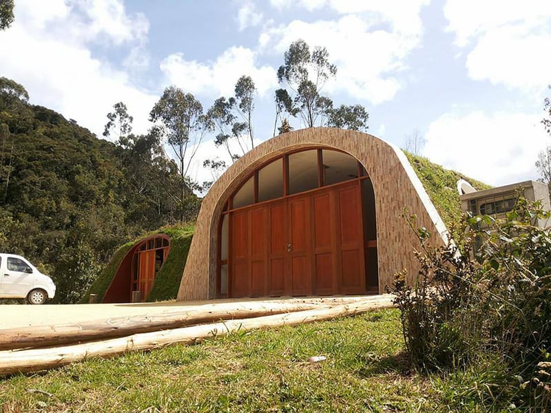 5 prefab modular homes designed covered grass