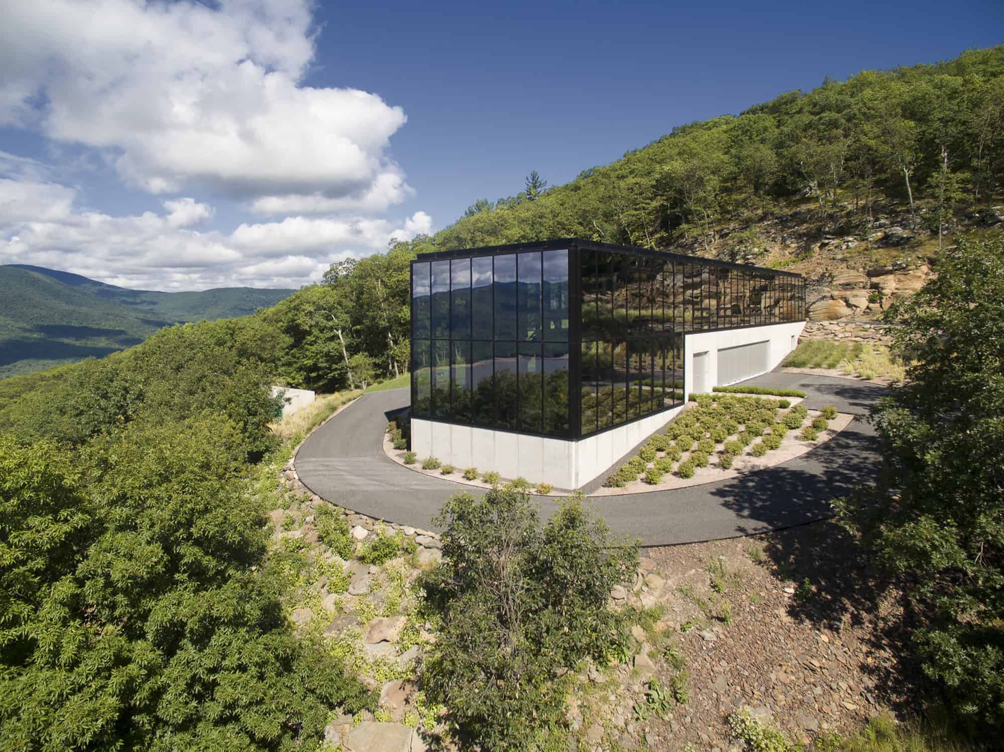 6 wood steel concrete glass home disappears landscape