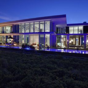 modern luxury home on ocean drive 1 285x285