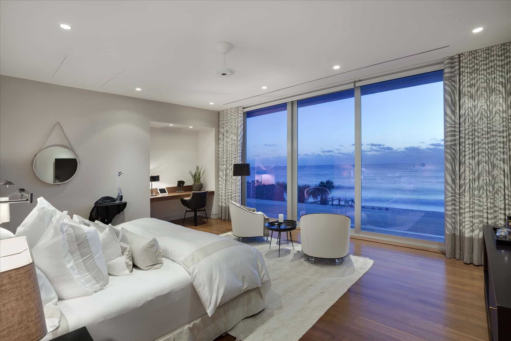 modern luxury home on ocean drive 17