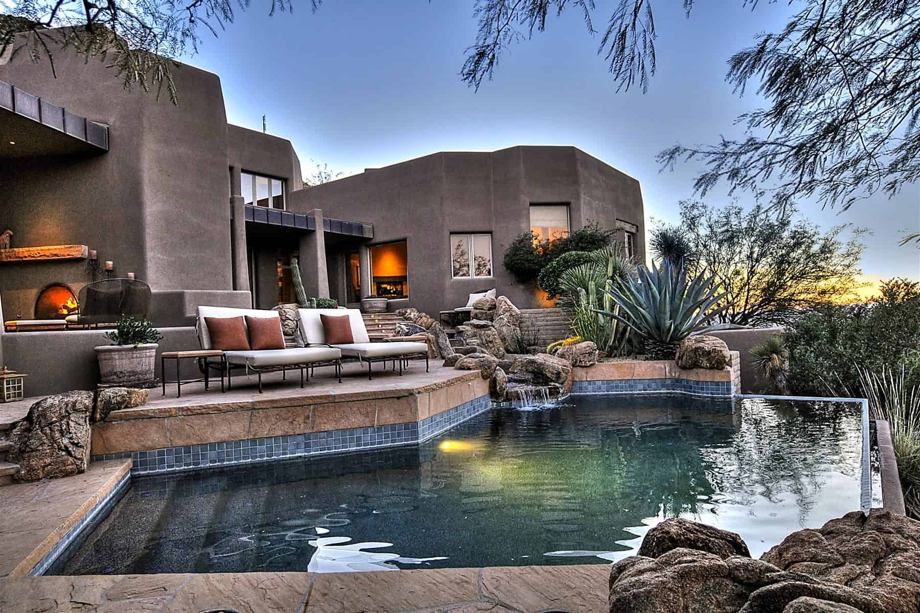 arizona desert house with fascinating pools 1
