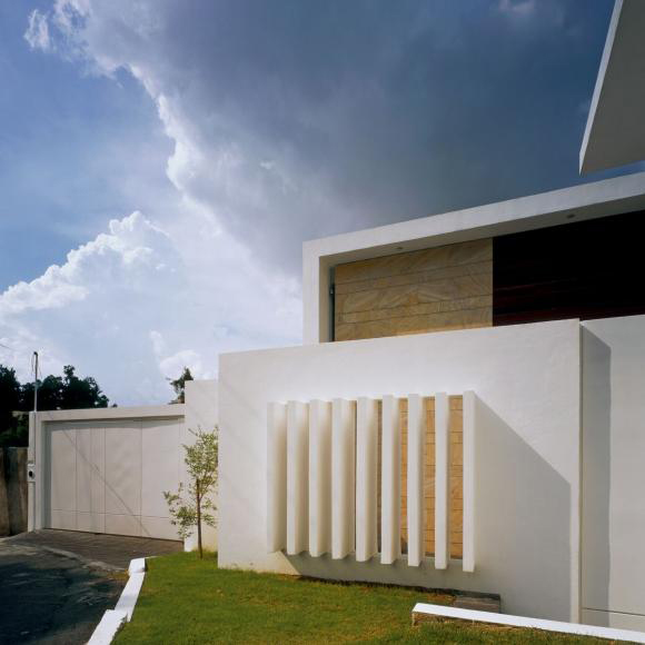 agraz minimalist house 2