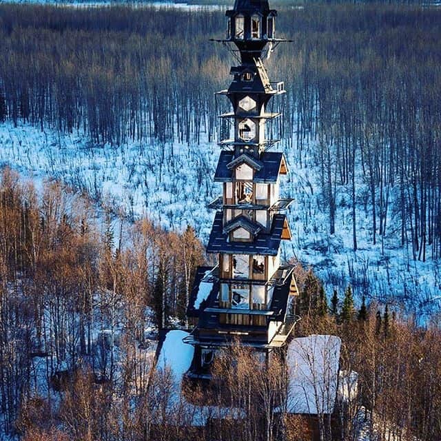 alaska log cabin tower house b