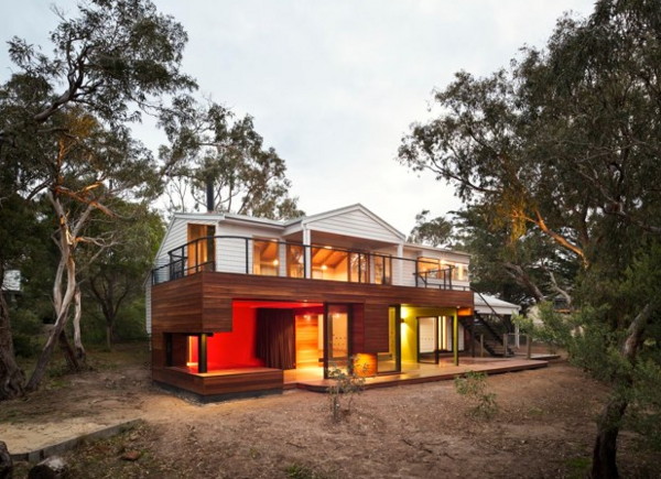 Beach House Architecture Celebrates the Australian Beach Shacks
