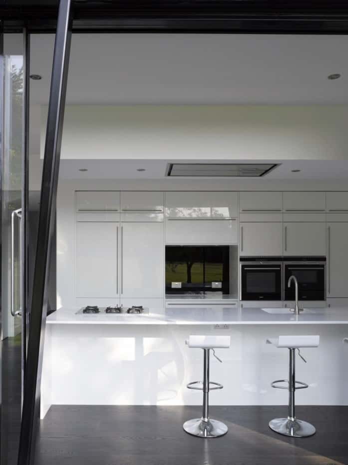angular-lines-greyscale-color-define-british-abode-11-kitchen-straight.jpg
