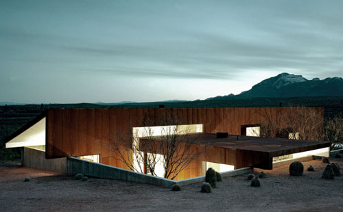 arizona house design 5 Desert House Design hides luxury in Arizona