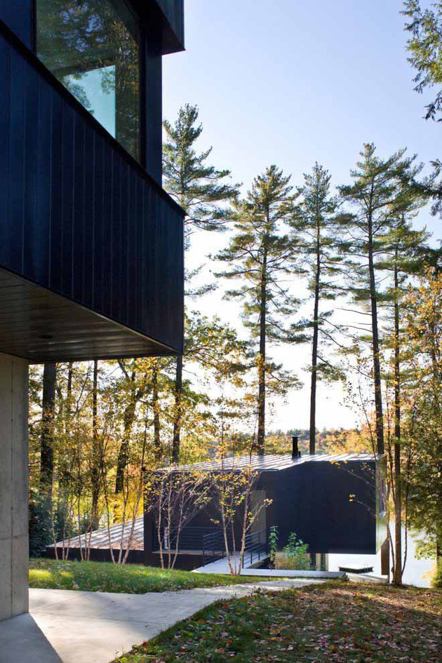 two part cantilevered lake house thumb 630x945 9680 Two part cantilevered lake house   encore!