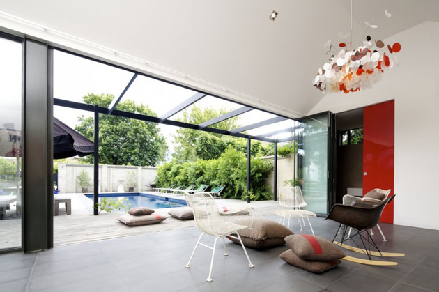posh-pool-house-with-glass-walls-6.jpg