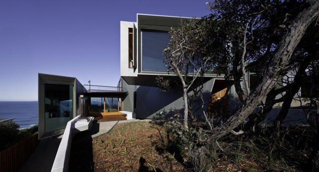 geometric-beach-house-with-zinc-exterior-wood-interior-3.jpg