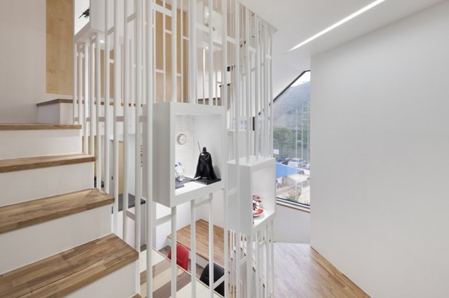 modern-geometric-house-with-surprising-spiral-stair-interiors-14.jpg