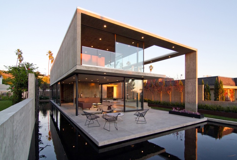 concrete-residential-architecture-designed-spacious-4-lap-pool.jpg
