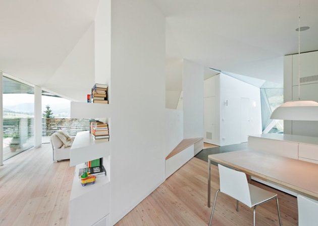 contemporary-renovation-of-a-mountain-residence-by-alma-studio-8.jpg