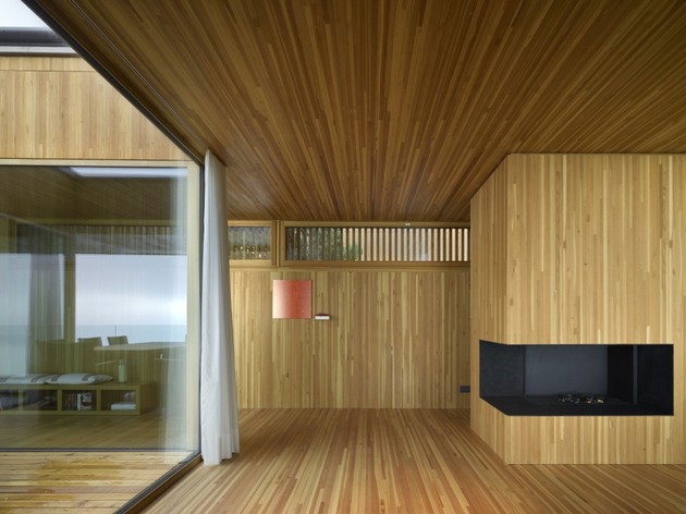 hillside-home-wood-frame-construction-concrete-facade-11-sauna.jpg