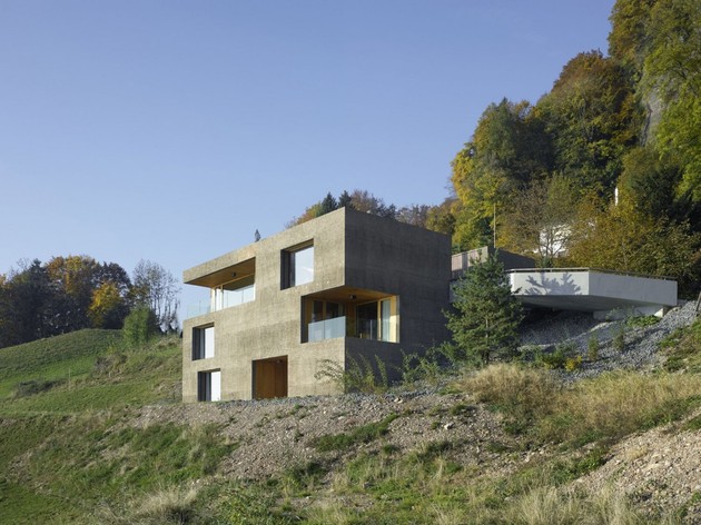 hillside-home-wood-frame-construction-concrete-facade-14-exterior.jpg