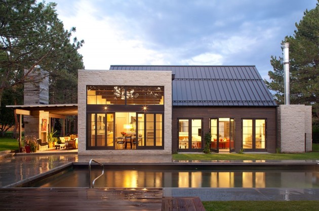 colorado-home-modern-amenities-farmhouse-flair-3-daytime-rear.jpg
