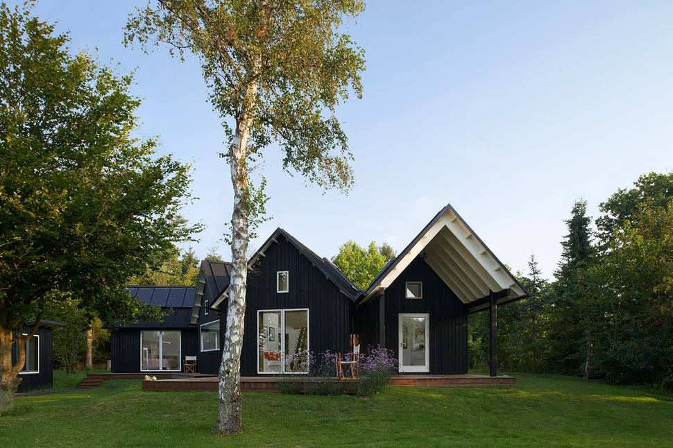 contemporary-yet-traditional-danish-summer-cabin-1.jpg