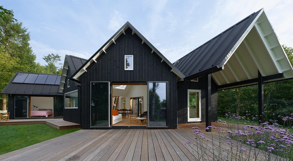 contemporary-yet-traditional-danish-summer-cabin-14.jpg