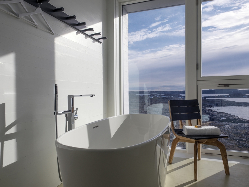 fogo-island-inn-offers-design-inspiration-modern-lifestyles- 5-bathroom.jpg