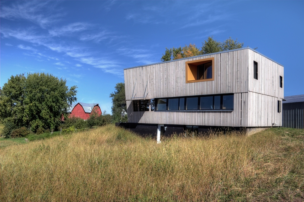 modern-midwest-barn-house-14.jpg