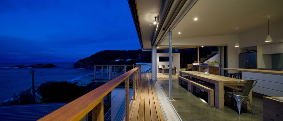 seaside-sydney-respite-scenic-covered-patio-rooms-9-thin-deck.jpg