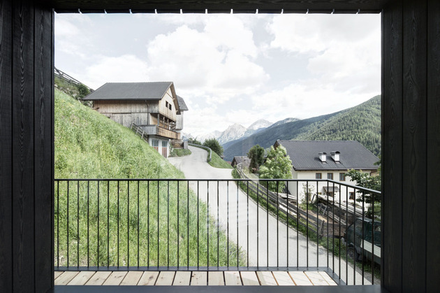 mountain-vacation-villa-italy-built-local-dolomite-wood-17-4-deck.jpg