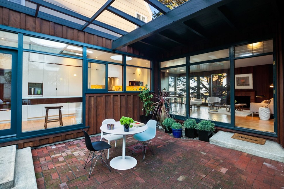 new-kitchen-addition-opens-up-private-below-grade-courtyard-10-courtyard.jpg