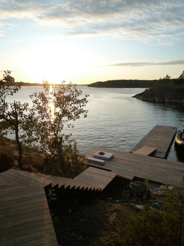 overby-summer-house-features-infinity-pool-dock-2-fire-pits-6-dock.jpg