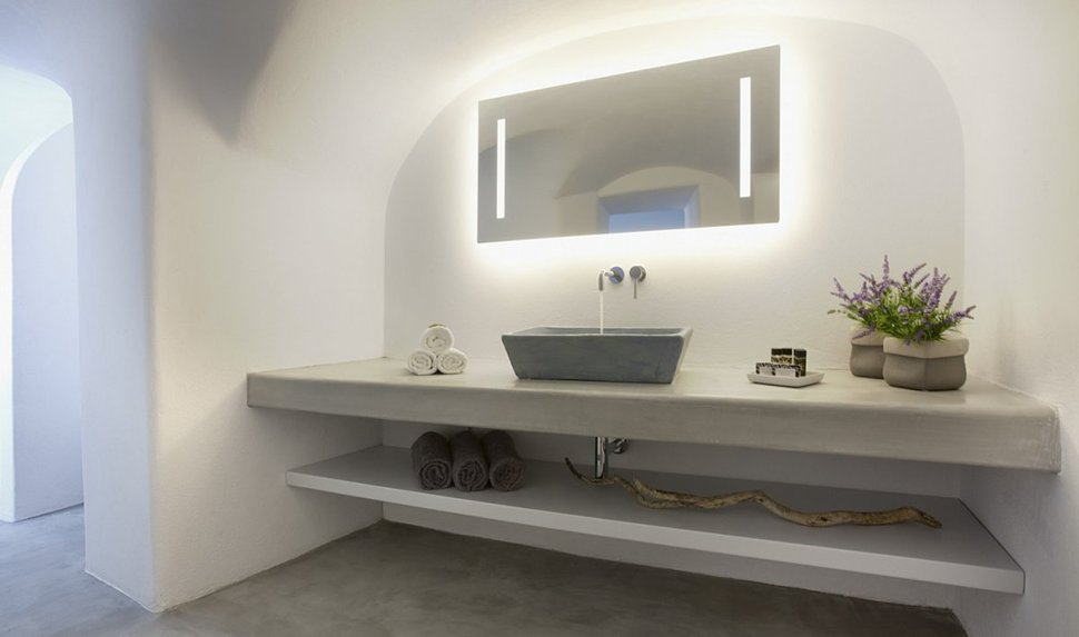 villa-greece-combines-old-world-charm-modern-minimalism-14-bathroom.jpg