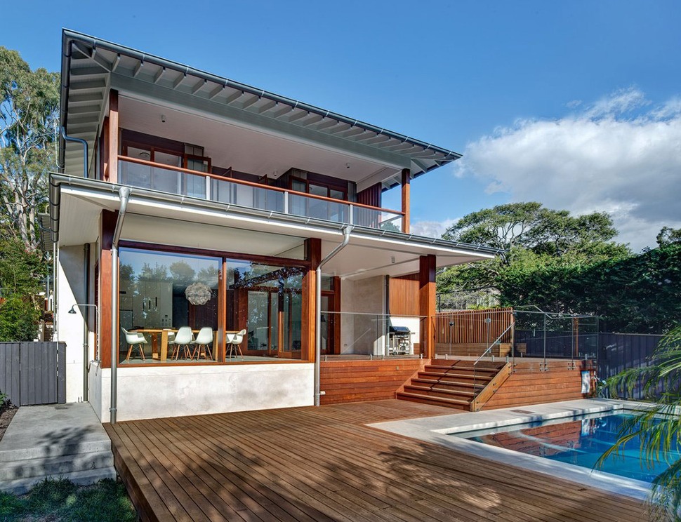 australian-home-with-spotted-gum-wood-details-pool-1-back-view.jpg