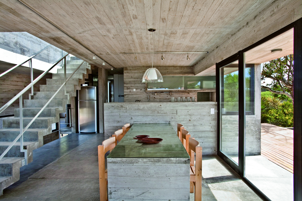 bare-concrete-beach-house-11.jpg