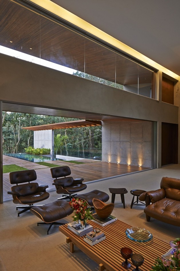 brazil-house-with-luxe-garden-and-outdoor-living-layout-13.jpg