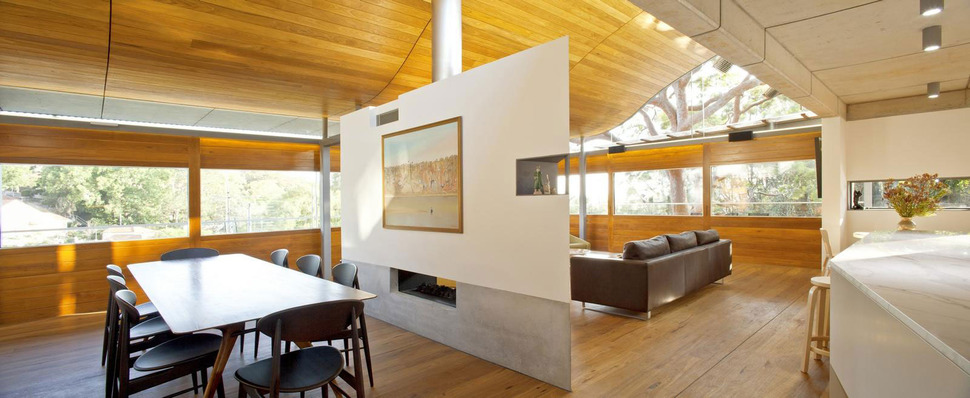 ceiling-wave-upstairs-boulder-wall-downstairs-5-dining.jpg