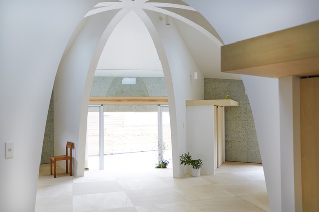 open-concept-japanese-family-home-with-domed-interior-5-back-door.jpg