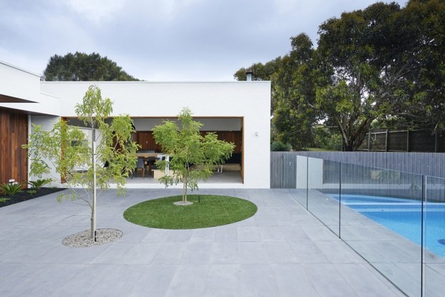 summer-house-expansion-creates-private-courtyard-16-landscaping.jpg